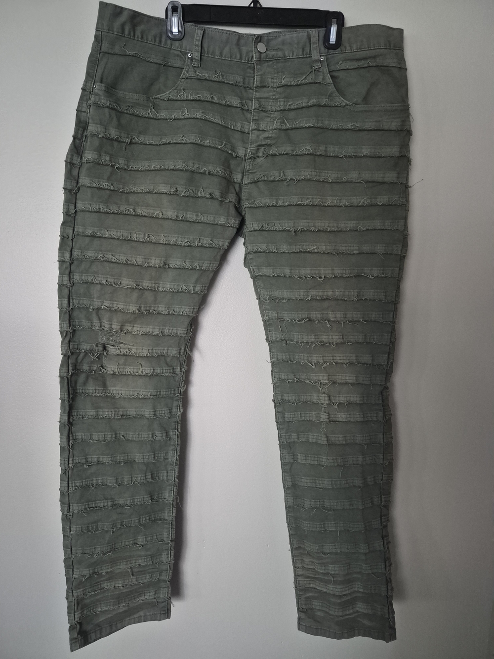 MNML Men’s Size 38 Olive Green Distressed Frayed Panel Pants